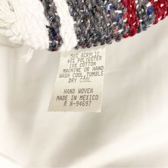 Sundream Red Aztec Woven Throw Blanket - Picture 5 of 6